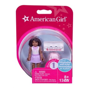Figurine Mega Bloks American Girl avec haut blanc et jupe violette